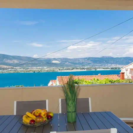 Apartments Bluesky Trogir Exterior photo