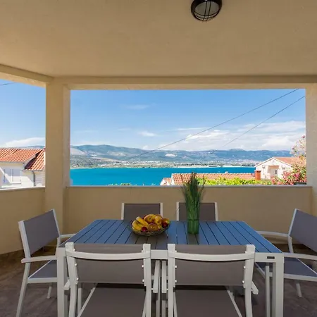 Apartments Bluesky Trogir Exterior photo