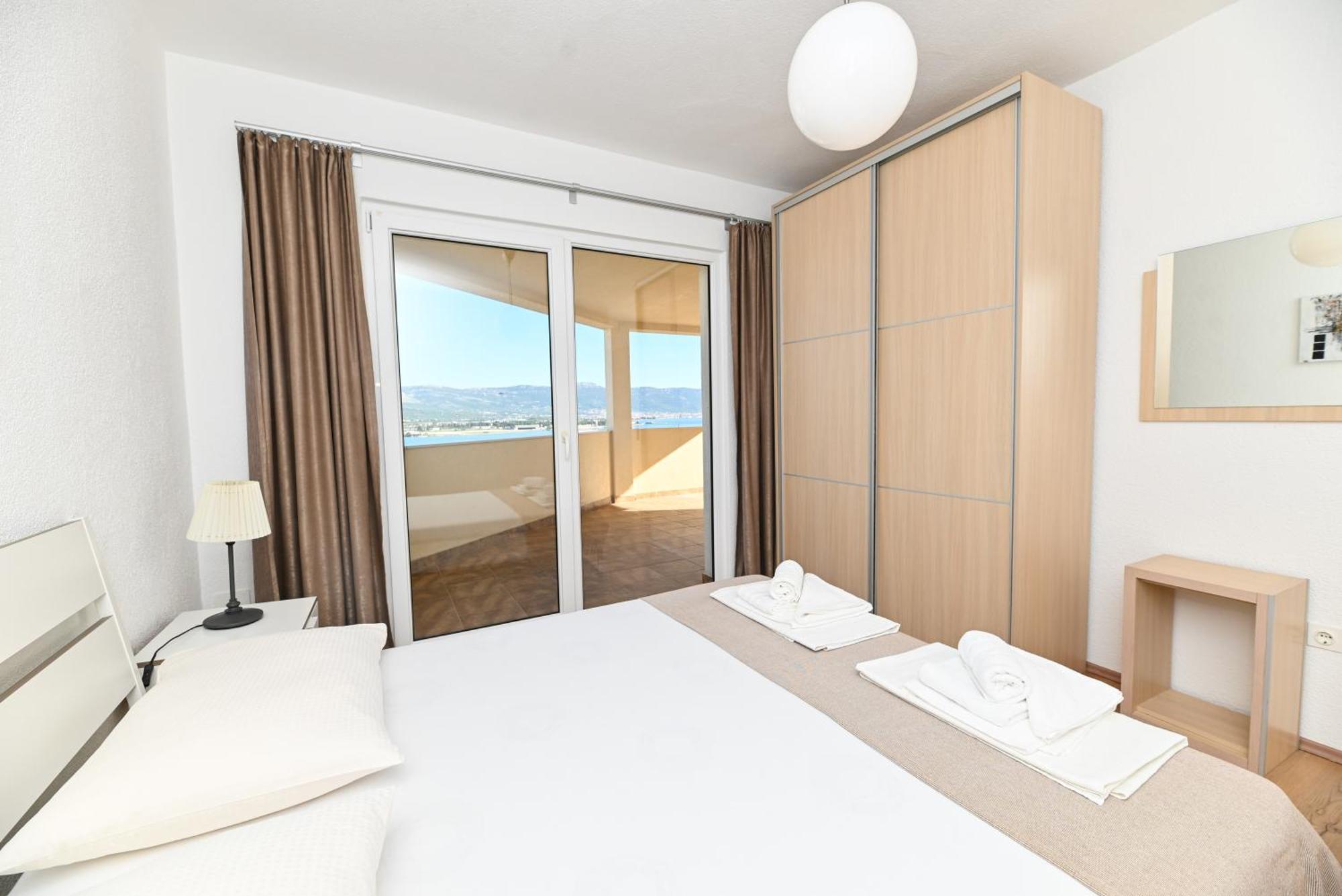 Bluesky Apartment