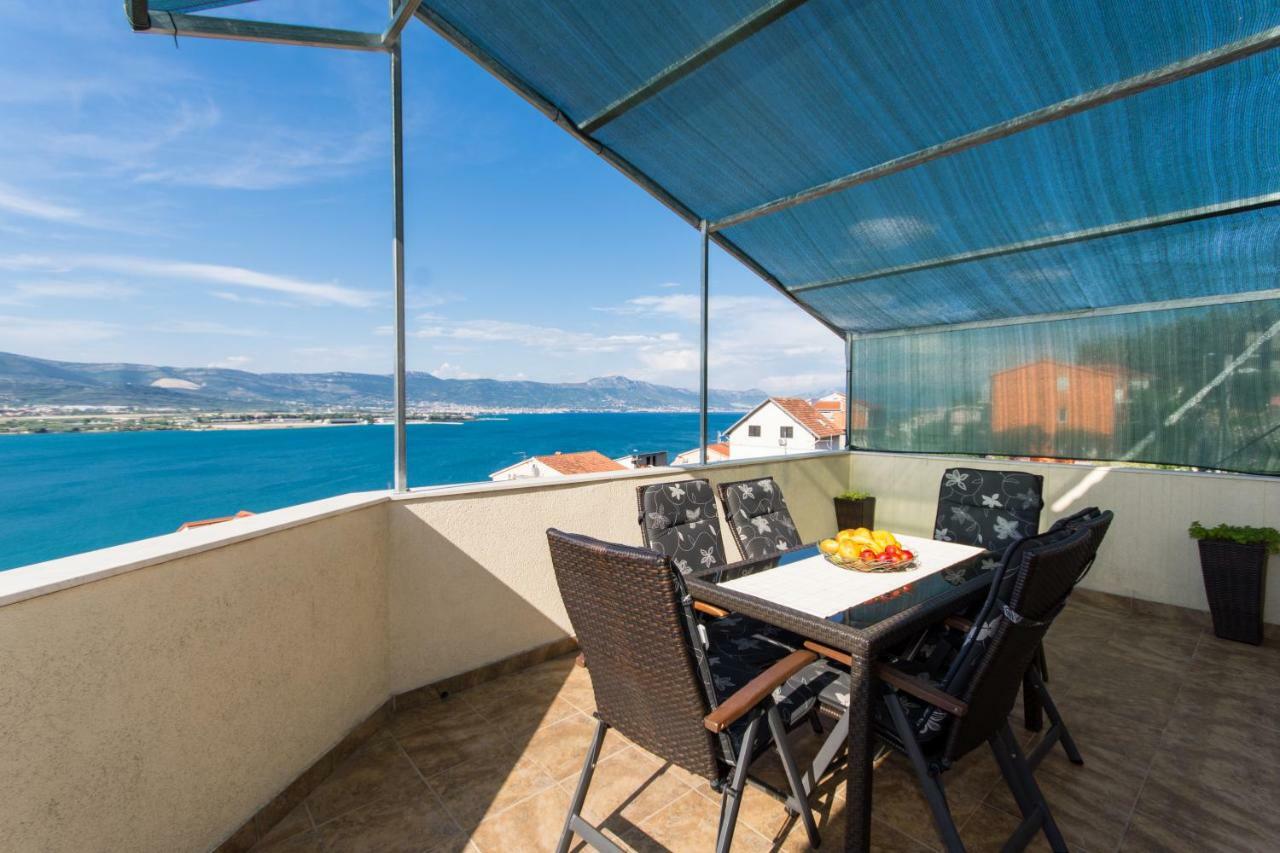 Bluesky Apartment *